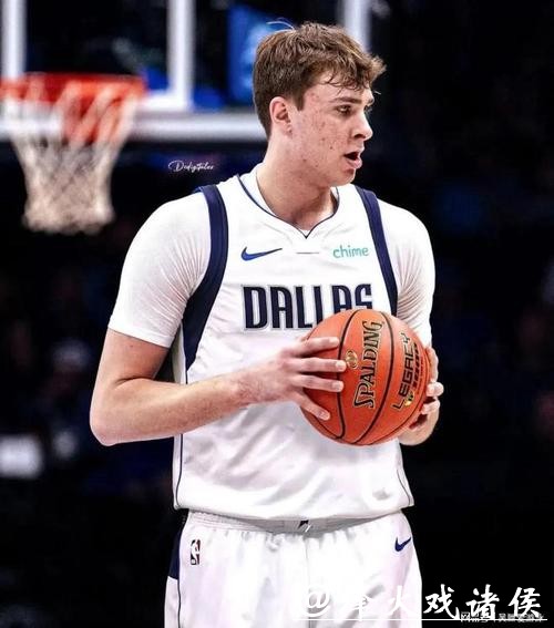 弗拉格18岁轰下42分,我们这代球迷要看他统治篮坛直到2040年? 弗拉格18岁轰下42分,我们这代球迷要看他统治篮坛直到2040年?